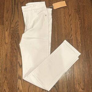 NWT The Fashion Collection Girls White Jeans Size 16